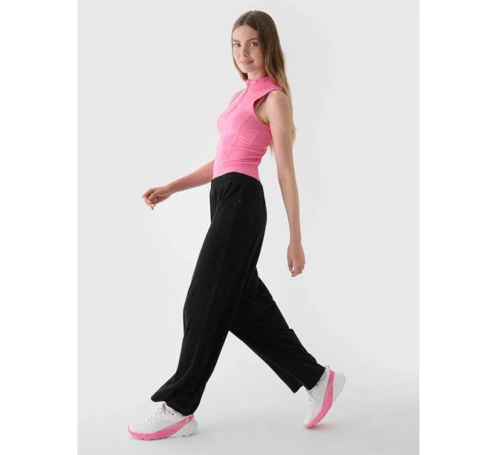 Dámské velurové tepláky s širokými nohavicemi model 21432583 - 4F Dámské velurové tepláky s širokými nohavicemi model 21432583 - 4F