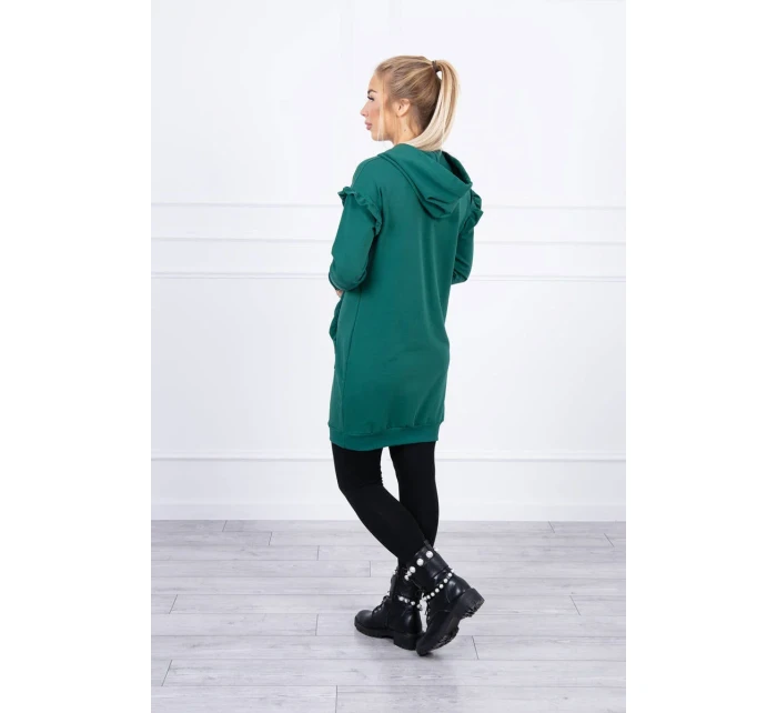 Šaty s ozdobnými volánikmi a kapucňou zelenej farby