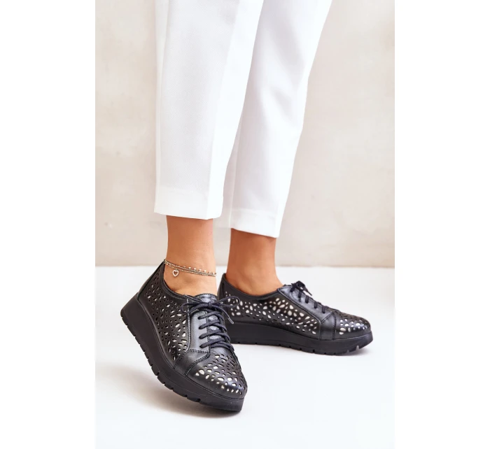 Zazoo 2973 Skórzane Półbuty Na Platformie Z Ażurowym Wzorem Czarne