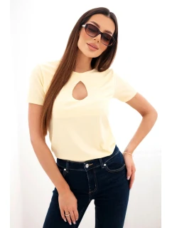 Dámská viskózová žebrovaná halenka s ozdobným výstřihem v model 22025272 žlutá - K-Fashion