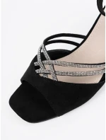 Pohodlné lodičky černé dámské na širokém podpatku Pohodlné lodičky černé dámské na širokém podpatku