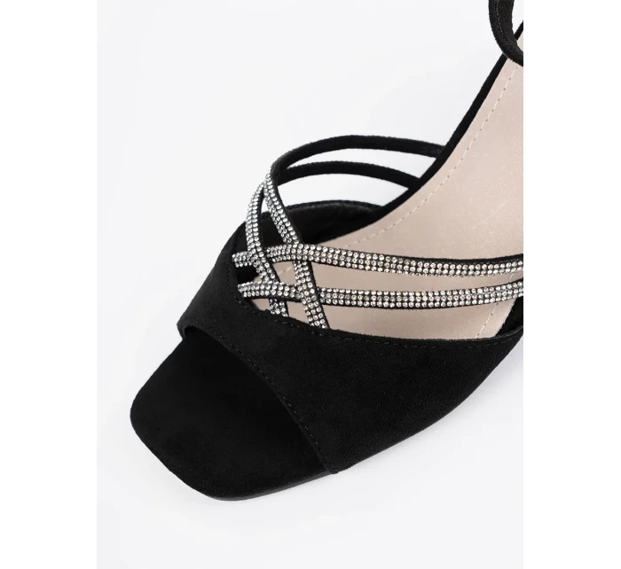 Pohodlné lodičky černé dámské na širokém podpatku Pohodlné lodičky černé dámské na širokém podpatku