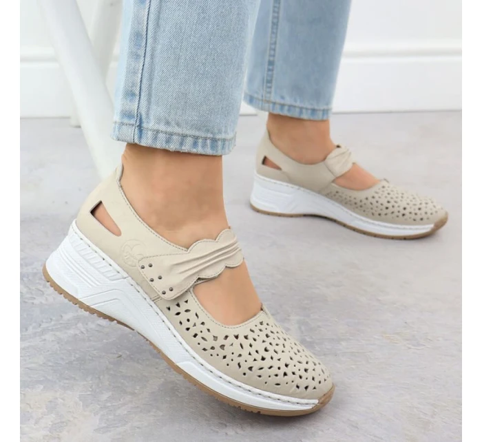 Skórzane na beżowe model 22033926 - Rieker Skórzane na beżowe model 22033926 - Rieker