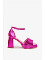 Dámske lakované sandále Fuchsie Marila post