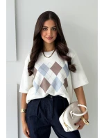 SVETER S KOSOŠTVORCOVÝM ROZKROKOM