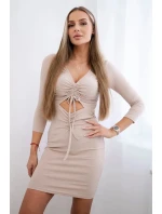 Žebrované šaty s vázaným výstřihem béžové Žebrované šaty s vázaným výstřihem béžové