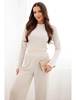 Dámsky viskózový komplet s blúzkou a širokými nohavicami svetlo béžovej farby