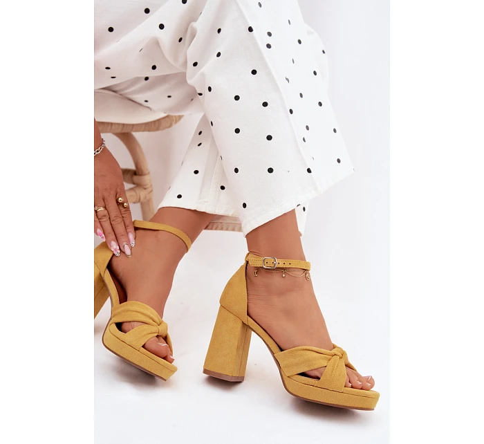 Dámské sandály na podpatku z imitace semiše Žluté Rosetta