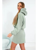Zateplené šaty s obálkovým dnom tmavo mätovej farby