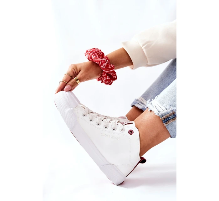 Dámské Tenisky model 21563377 Bílé - Cross Jeans
