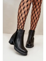 Topánky na podpätku model 199291 Krok vo veľkom štýle