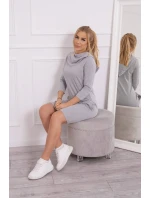 Šaty s kapucňou a vreckami šedej