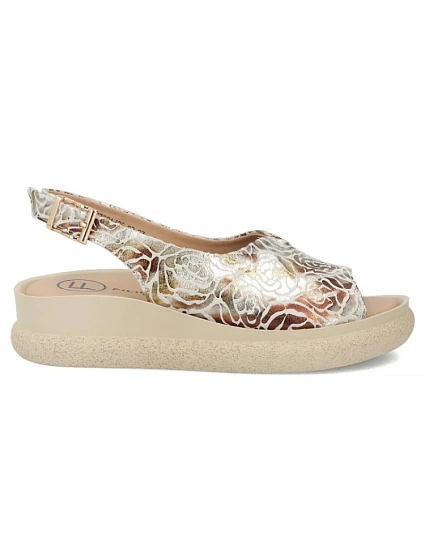 Dámské kožené sandály na zlaté platformě model 22135980 - FILIPPO