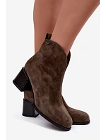 Kožené semišové kotníkové boty na podpatku model 22391083 Khaki - VINCEZA
