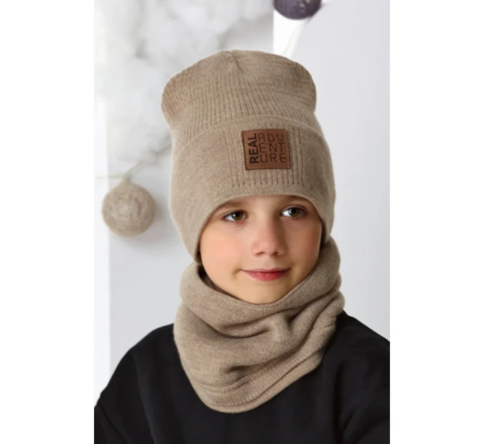 KLOBÚK+RÚRKA+PLÁŠŤ 46-544