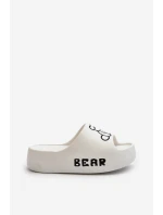 Piankowe Klapki Damskie Na Masywnej Podeszwie Z Misiem Białe Lamira