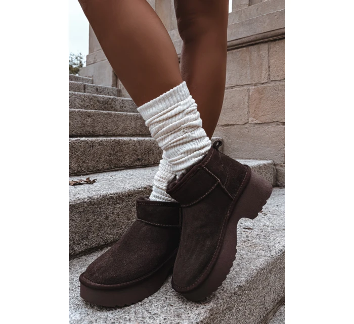 Dámské sněhule z pravé kůže vyhřívané kožíškem hnědé model 21714790 - Boto Dámské sněhule z pravé kůže vyhřívané kožíškem hnědé model 21714790 - Boto