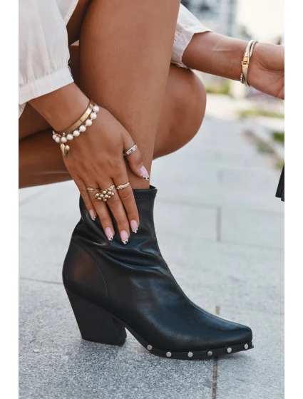 Dámské kožené boty na podpatku černé model 21709978 - Boto