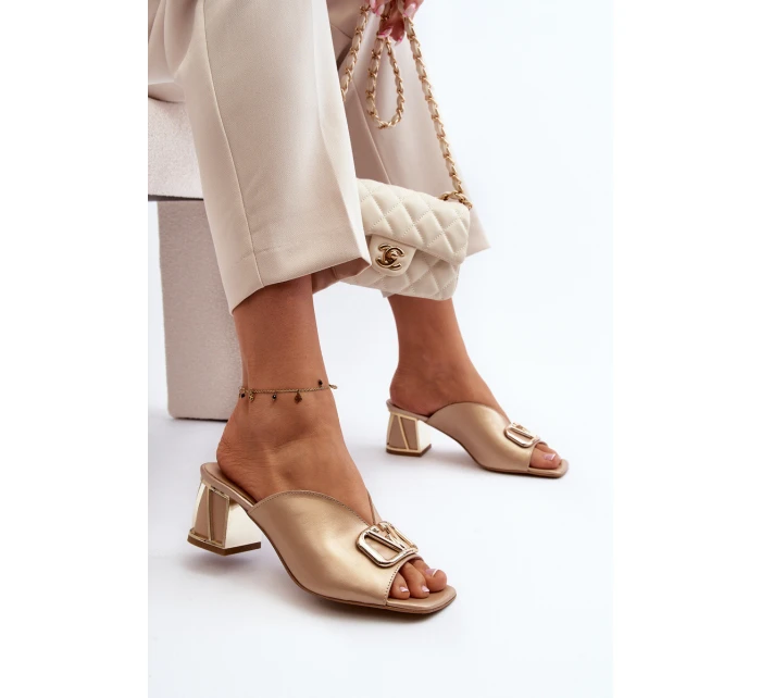 Eleganckie Klapki Damskie Na Obcasie Laura Messi 2771 Złote