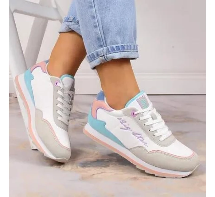 Dámské sportovní boty model 21222045 Bílá mix barev - Big Star