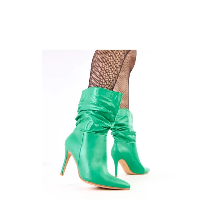 Topánky na podpätku model 218548 Solea