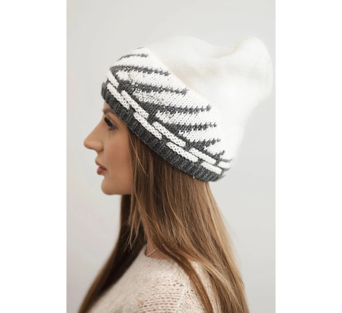 Dámská zimní čepice vlněná s krystaly a vzorem model 21859357 mocca - K-Fashion