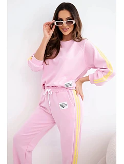 Dámská tepláková souprava model 22015418 s lampasy a volnou mikinou cukrově růžová - K-Fashion