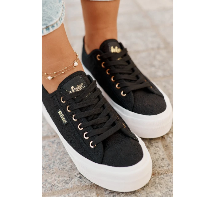 Trampki Damskie Z Koronką Lee Cooper LCW-25-31-3439L Czarne