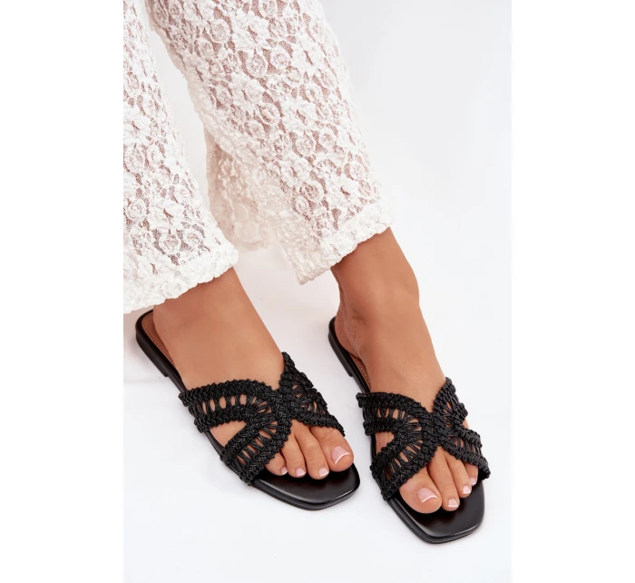 Dámské ploché černé pantofle model 22032007 - Boto