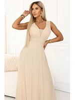 Dlouhé maxi šaty s třpytkami a hlubokým výstřihem model 22085443 - numoco basic Dlouhé maxi šaty s třpytkami a hlubokým výstřihem model 22085443 - numoco basic