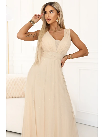 Dlouhé maxi šaty s třpytkami a hlubokým výstřihem model 22085443 - numoco basic Dlouhé maxi šaty s třpytkami a hlubokým výstřihem model 22085443 - numoco basic