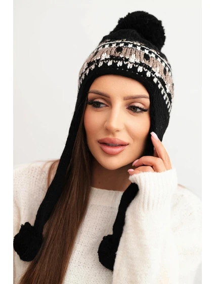 Dámska zimná vlnená čiapka s ušnými klapkami a bambuľkami K436 black + mocha Dámska zimná vlnená čiapka s ušnými klapkami a bambuľkami K436 black + mocha