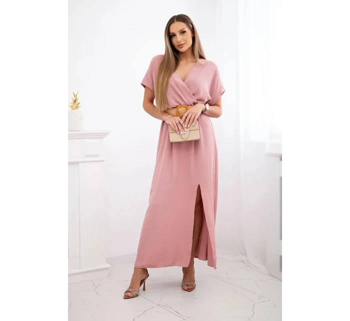 Dlhé šaty s ozdobným opaskom tmavo púdrovo ružové