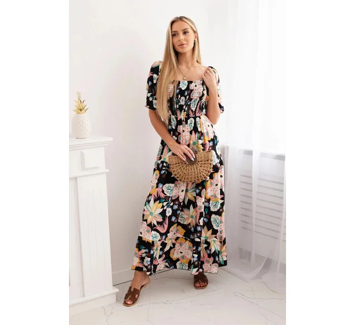 Viskózové šaty s volánkovým výstřihem model 20243124 černé - Kesi