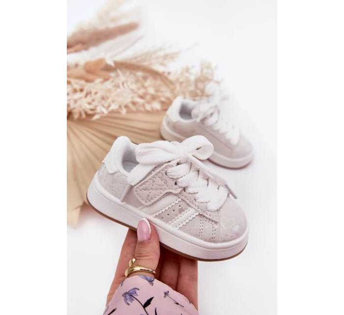 Buty Sportowe Sneakersy Dziecięce W Serduszka Białe Mirelle Buty Sportowe Sneakersy Dziecięce W Serduszka Białe Mirelle