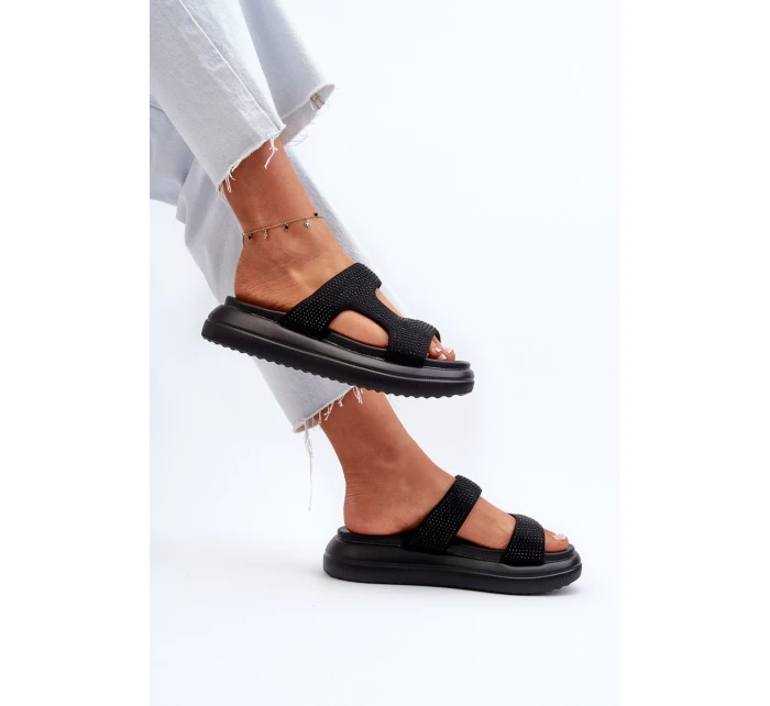 Zdobione Klapki Damskie Na Platformie Czarne Jestella