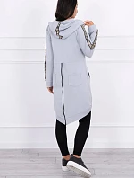 Mikina so zipsom na chrbte sivá