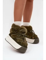 Dámské sněhule na masivní platformě s a kožešinou model 21711522 - Boto Dámské sněhule na masivní platformě s a kožešinou model 21711522 - Boto