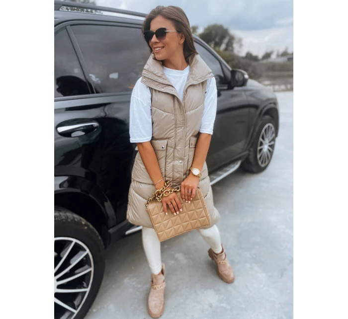 Dámská prošívaná vesta béžová Dstreet model 21965438 - FashionStreet Dámská prošívaná vesta béžová Dstreet model 21965438 - FashionStreet