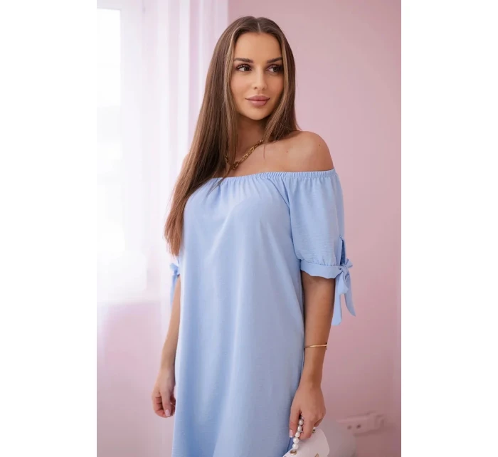 Šaty viazané na rukávy modré