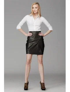 černá model 18488189 - Figl