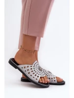 Lesklé dámske ploché papuče so strieborným lemovaním Ebirena Lesklé dámske ploché papuče so strieborným lemovaním Ebirena