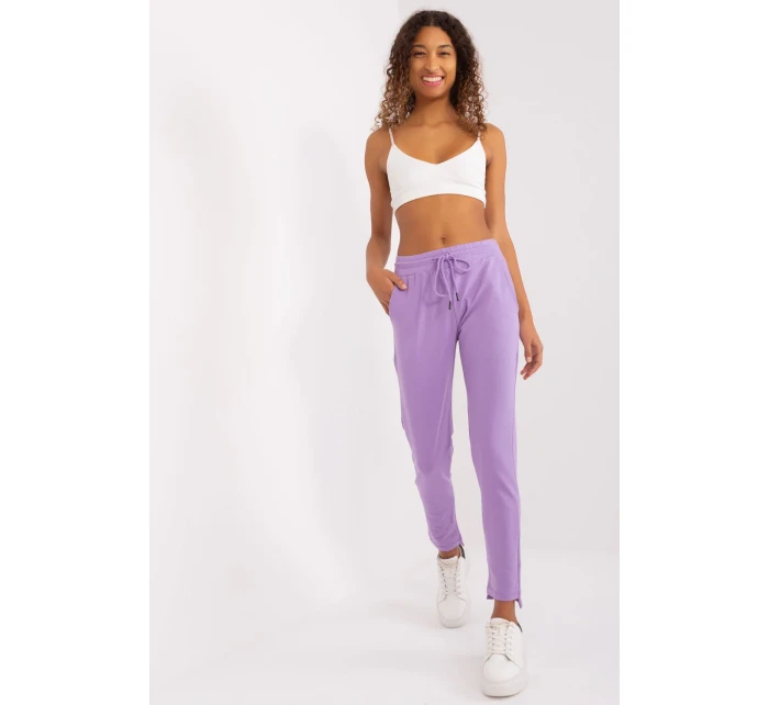 Tepláky model 191227 Relevantnosť Tepláky model 191227 Relevantnosť