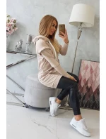 Šaty s ozdobnými volánikmi a kapucňou béžovej farby Šaty s ozdobnými volánikmi a kapucňou béžovej farby