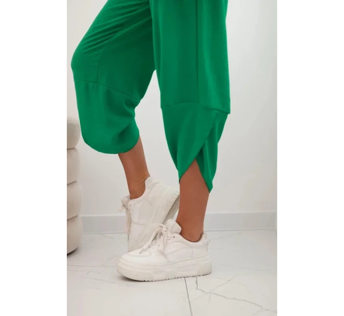 Nohavice so širokými nohavicami a vreckami zelené Nohavice so širokými nohavicami a vreckami zelené