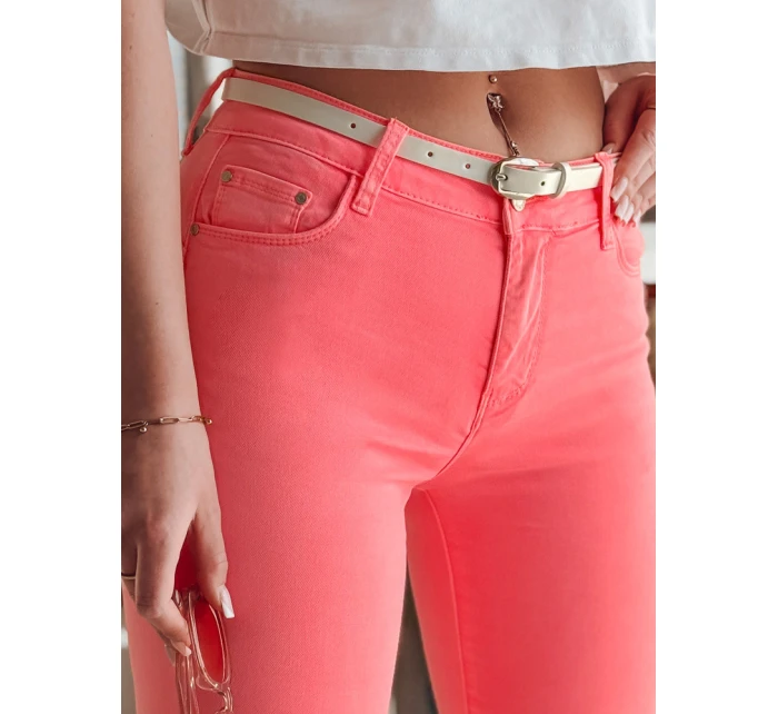 Dámské úzké kalhoty s páskem světle růžové Dstreet model 21985373 - FashionStreet