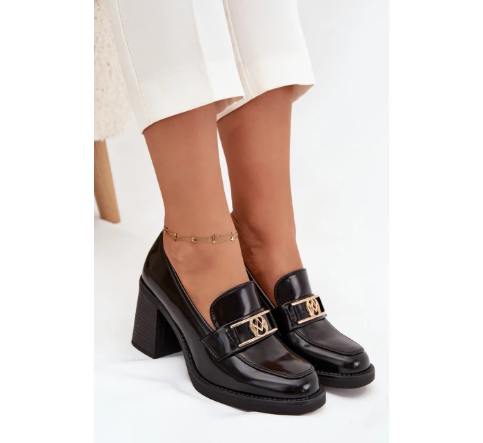 Półbuty Damskie Na Słupku Ze Złotym Detalem Czarne Privelle