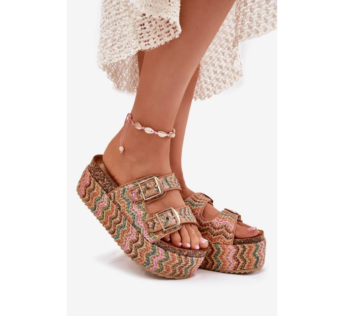 Klapki Damskie Na Masywnej Platformie Z Plecionką I Klamrami Multikolor Eradriana Klapki Damskie Na Masywnej Platformie Z Plecionką I Klamrami Multikolor Eradriana