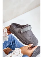 Dámské Teplé Pantofle S Kožešinou Na Platformě Šedé model 21671351 - Boto Dámské Teplé Pantofle S Kožešinou Na Platformě Šedé model 21671351 - Boto