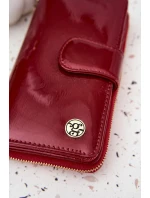 Lakovaná dámska kabelka so zlatými detailmi Evlinne - červená